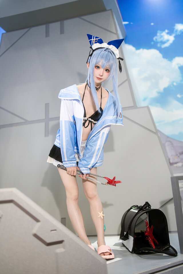 アンカー『勝利の女神:NIKKE』／綺太郎（X：@kitaro_cos）