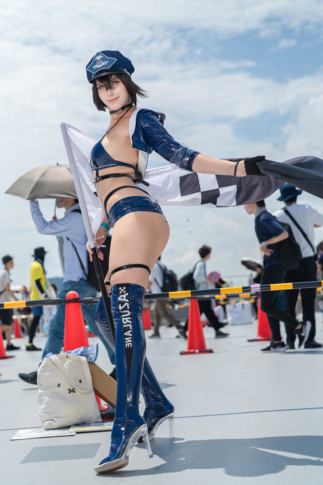 【コスプレ】スタイル抜群なレースクイーンのボルチモア、夏衣装ドロシーやノエル団長まで「コミケ106」美女レイヤー10選【写真】