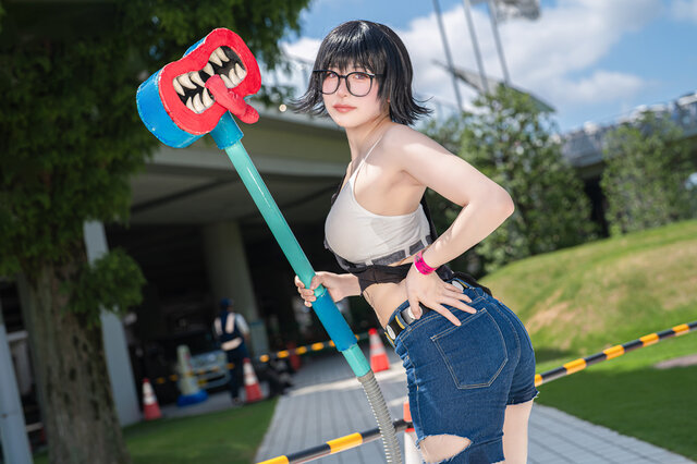 【コスプレ】スタイル抜群なレースクイーンのボルチモア、夏衣装ドロシーやノエル団長まで「コミケ106」美女レイヤー10選【写真】