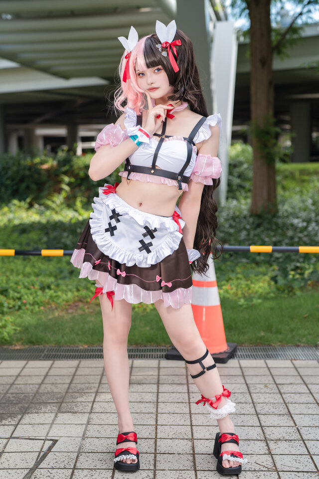 【コスプレ】スタイル抜群なレースクイーンのボルチモア、夏衣装ドロシーやノエル団長まで「コミケ106」美女レイヤー10選【写真】