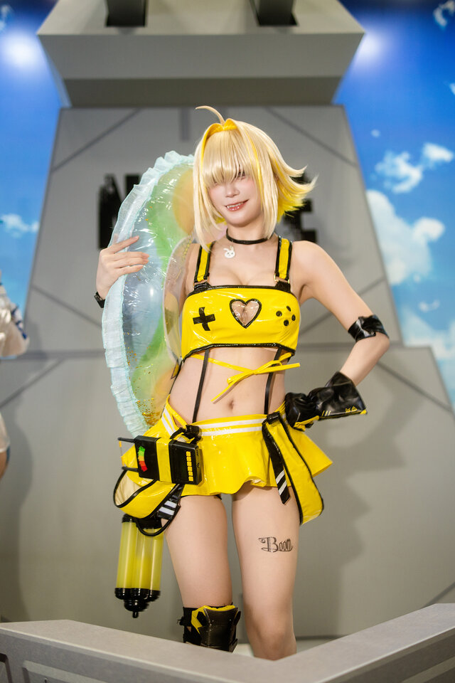エレグ『勝利の女神:NIKKE』／箱ネコ（X：@hakonyanya）【勝利の女神:NIKKEブース】