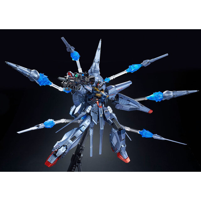 なんという神々しさ…！MGガンプラ「プロヴィデンスガンダム [スペシャルコーティング]」がプレバンで再販