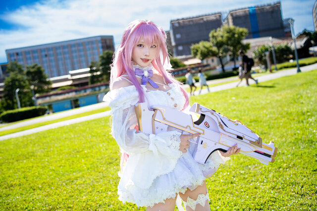 ドロシー『勝利の女神:NIKKE』／えなこ（X：@enako_cos）