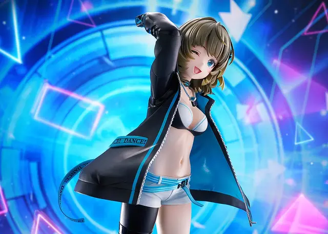ジャケットの下には大胆なダンス衣装！『デレマス』より「高垣楓」1/7スケールフィギュアが予約受付開始ーブラックライトを当てることで青く発光