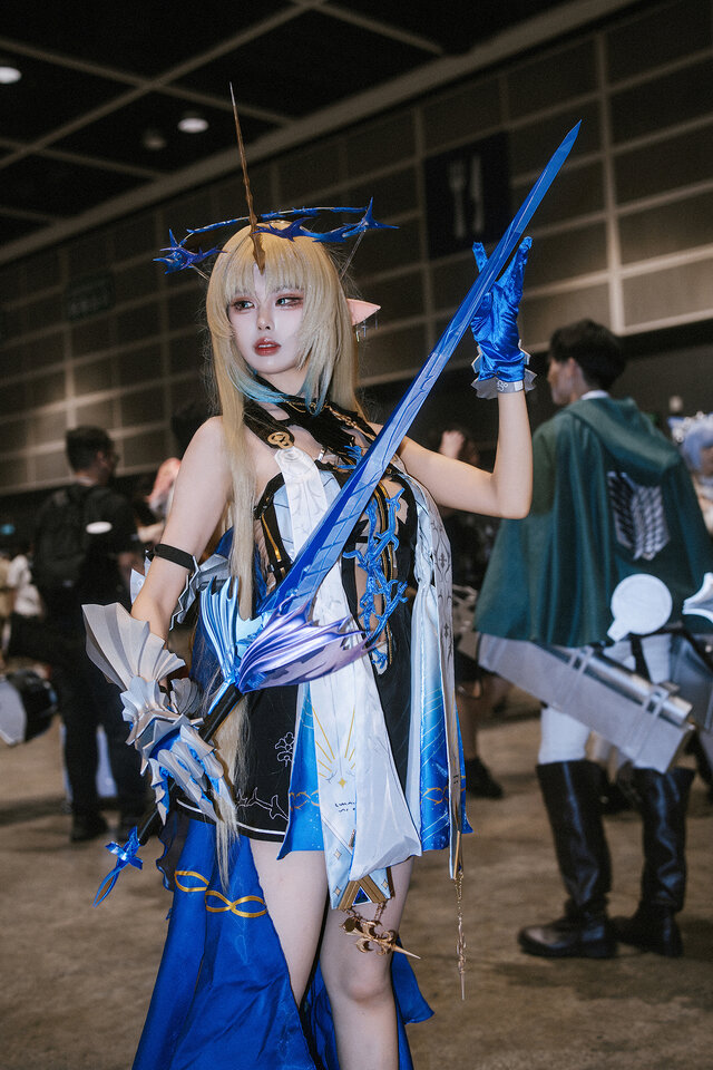 フルールドリス『鳴潮』／miya（Instagram：miya._young06）