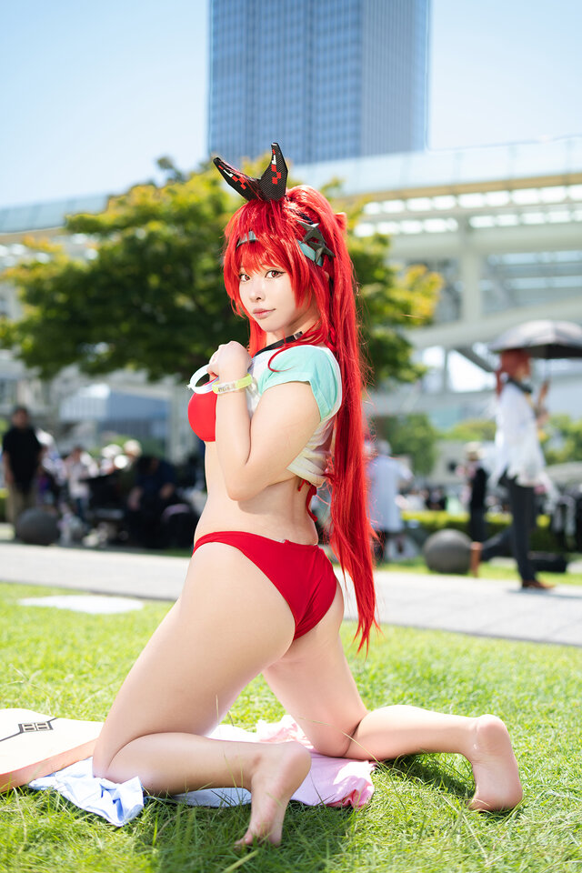 レッドフード（水着ver.）『勝利の女神:NIKKE』／僕プリ（X：@kimimo_purin）