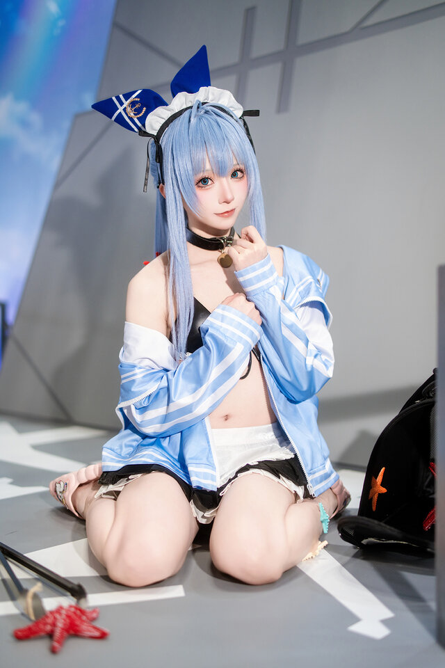 アンカー『勝利の女神:NIKKE』／綺太郎（X：@kitaro_cos）