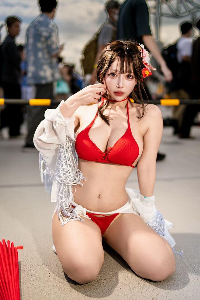 サクラ（水着ver.）勝利の女神:NIKKE』／かがみ。もち（X：@kagamisou）