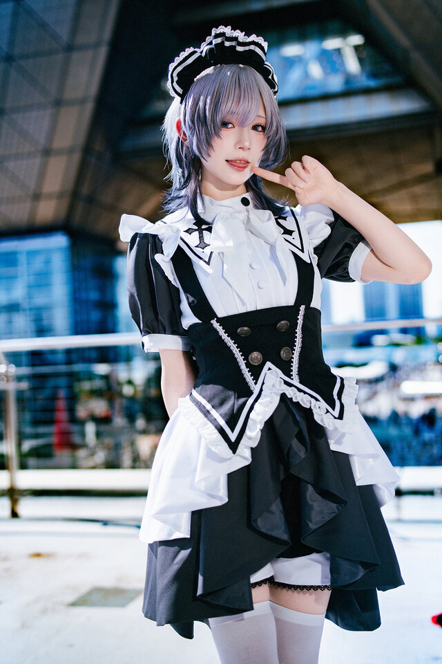 「魔法メイドカフェ マジカルロリポップ」メイド服（本人デザイン）／月海つくね（X：@XaiabP）