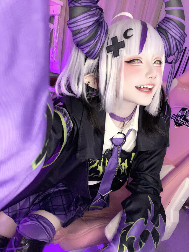 ラプラス・ダークネス／花崎Sakura（X：@kuren_chan）