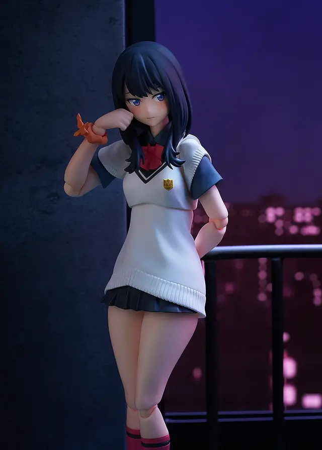 ブランコに座るミニスカ×太ももにドキドキ！「グリッドマン ユニバース」より「宝多六花」の新規アクションフィギュアが予約スタート