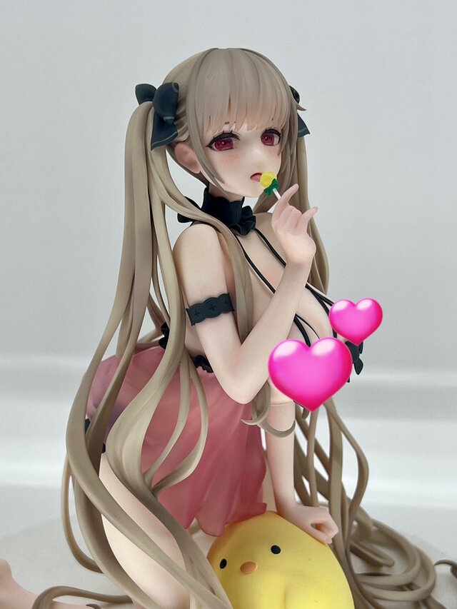 ムチムチ太ももに際どい衣装…！『アズレン』8周年リアルイベントで新作フィギュア多数展示―どれもこれもやっぱり過激