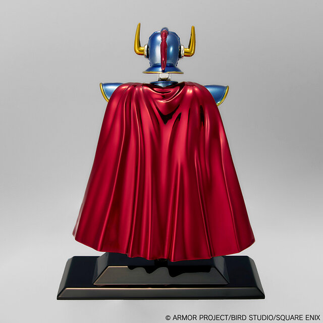『ドラクエ』伝説の武具がずっしり重いメタルフィギュアに！「ロトの鎧＆ロトの兜」や「天空の剣＆天空の盾」等が再受注