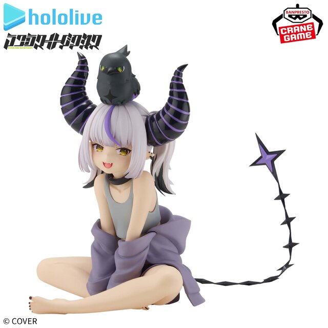 刮目せよ！ホロライブ“秘密結社holoX”総帥「ラプラス・ダークネス」がオフスタイルで立体化ー新規描き下ろしの大型クッションと同時展開
