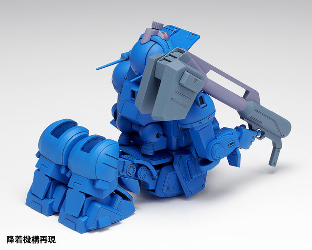 「装甲騎兵ボトムズ」より、プラモデル「ストライクドッグ［PS版］」が予約受付開始！初回限定生産版として立ちポーズの「イプシロン」フィギュアが付属
