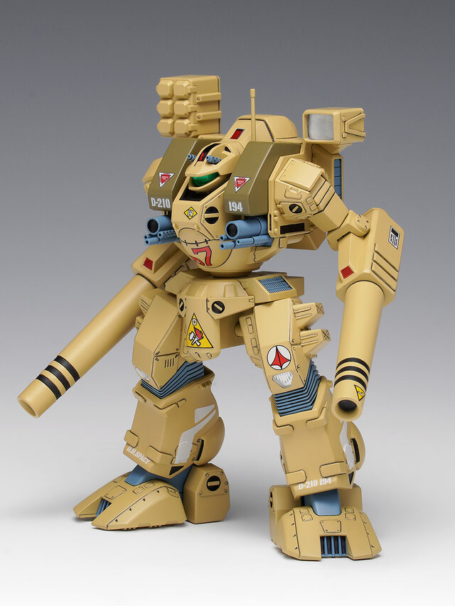 「超時空要塞マクロス」より「トマホーク」が1/100スケールプラモデル化！各関節はポリキャップによりフル可動