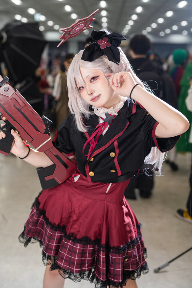 浅黄ムツキ『ブルーアーカイブ』／世界えるか（X：@Erukakundayo）