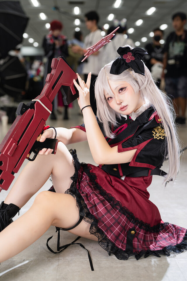 浅黄ムツキ『ブルーアーカイブ』／世界えるか（X：@Erukakundayo）