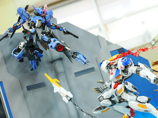 制作期間7年...！1/144スケールの特大「ガランシェール」があまりにデカ過ぎた！「NEXT MODELERS EXPO '25」フォトレポート【前編】