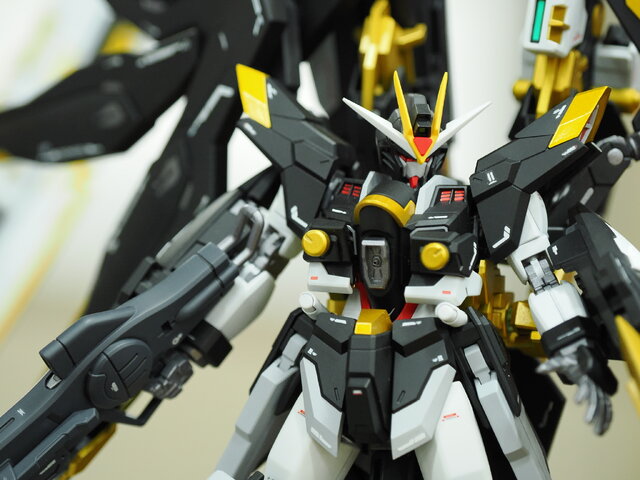 制作期間7年...！1/144スケールの特大「ガランシェール」があまりにデカ過ぎた！「NEXT MODELERS EXPO '25」フォトレポート【前編】