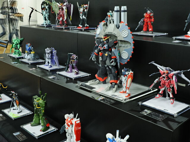 制作期間7年...！1/144スケールの特大「ガランシェール」があまりにデカ過ぎた！「NEXT MODELERS EXPO '25」フォトレポート【前編】