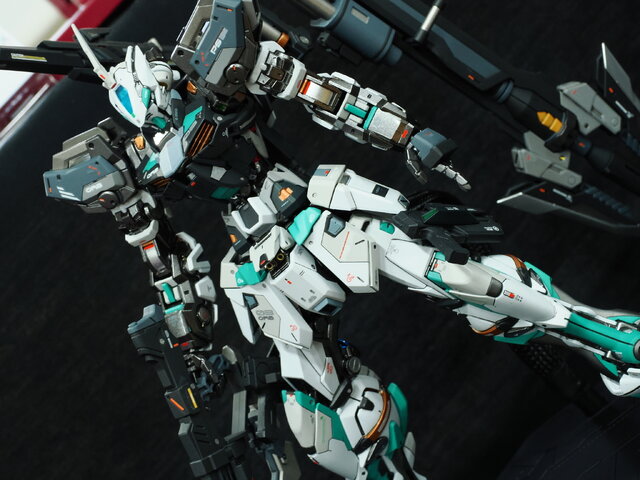制作期間7年...！1/144スケールの特大「ガランシェール」があまりにデカ過ぎた！「NEXT MODELERS EXPO '25」フォトレポート【前編】