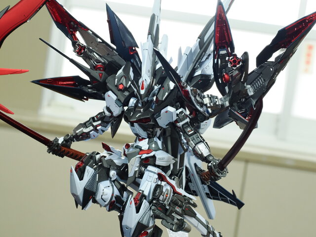 制作期間7年...！1/144スケールの特大「ガランシェール」があまりにデカ過ぎた！「NEXT MODELERS EXPO '25」フォトレポート【前編】