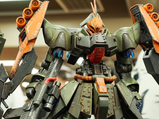 制作期間7年...！1/144スケールの特大「ガランシェール」があまりにデカ過ぎた！「NEXT MODELERS EXPO '25」フォトレポート【前編】