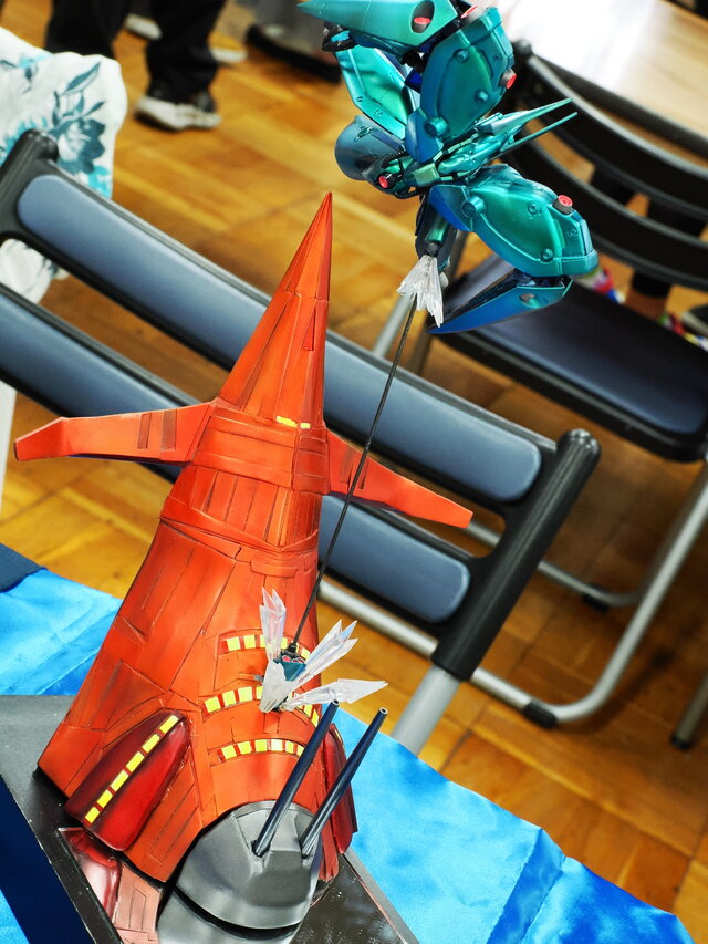 制作期間7年...！1/144スケールの特大「ガランシェール」があまりにデカ過ぎた！「NEXT MODELERS EXPO '25」フォトレポート【前編】
