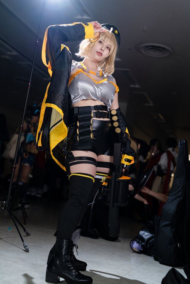 アニス『勝利の女神:NIKKE』／なぎしゃ（X：@nagisha___cos）
