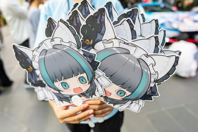 【コスプレ】『アズレン』8周年記念したお祭りが秋葉原で開催！指揮官を沸かせた美女コスプレイヤー、個性あふれる展示が最高すぎた【写真64枚】