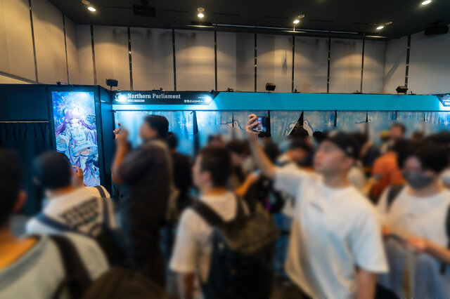 【コスプレ】『アズレン』8周年記念したお祭りが秋葉原で開催！指揮官を沸かせた美女コスプレイヤー、個性あふれる展示が最高すぎた【写真64枚】