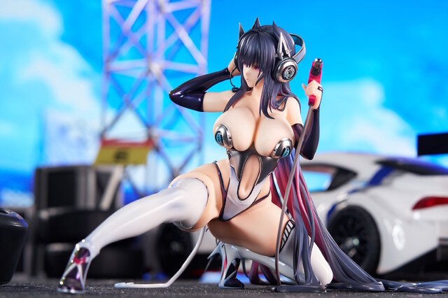 大胆すぎるレースクイーン衣装！『アズレン』より「ストラスブール」が着せ替え「謡精舞うサーキット」の姿で立体化