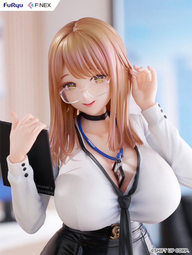 ムチムチの太ももとタイツに視線が…『勝利の女神：NIKKE』エマがコスチューム「オフィスセラピー」姿でフィギュア化