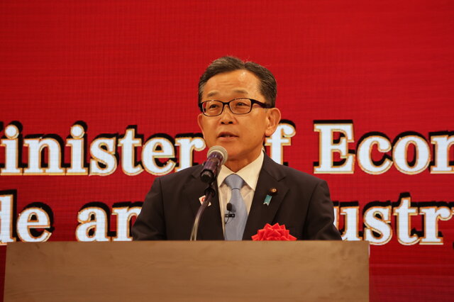 「日本ゲーム大賞2025」に堀井雄二、辻本良三、桜井政博など名だたるゲームクリエイターが集結―ハラミちゃんによる『メタファー：リファンタジオ』の生演奏も素敵すぎた【現地レポート】
