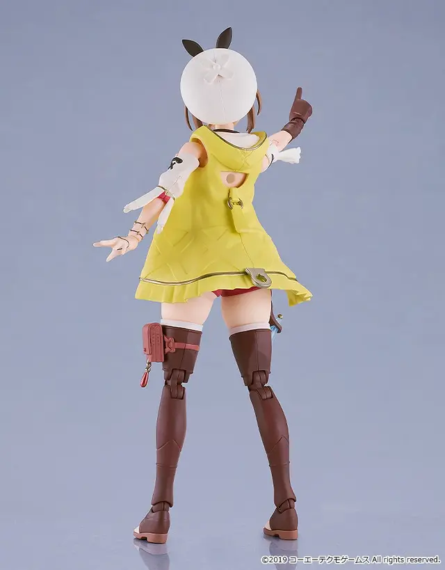太ももを自由に動かせる！「ライザ」がプラモデルになって登場―もちろん“太さ”も申し分なし