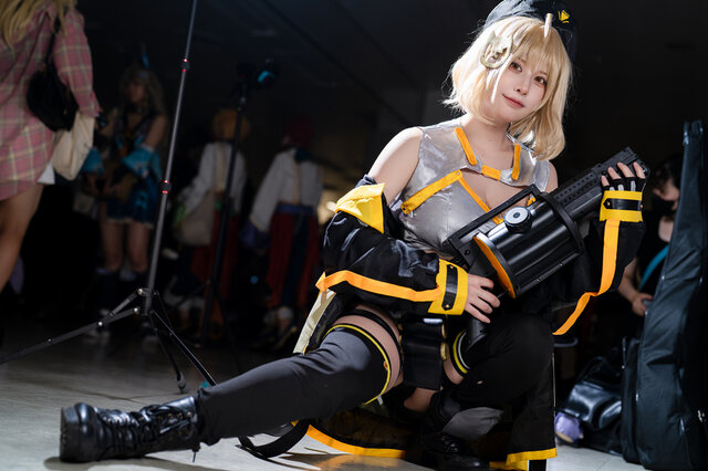 アニス『勝利の女神:NIKKE』／なぎしゃ（X：@nagisha___cos）