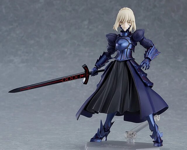 『Fate』シリーズより「セイバーオルタ」「“赤”のセイバー」の可動フィギュアが再販へ―艶やかな甲冑の光沢が映える