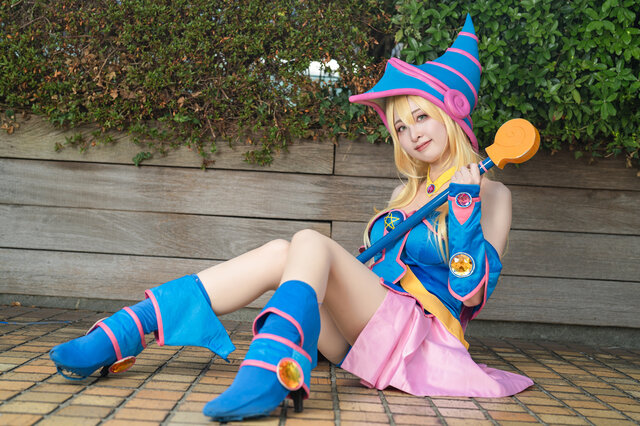 ブラック・マジシャン・ガール「遊☆戯☆王」／桜川雅（X：@myb_skrkw）