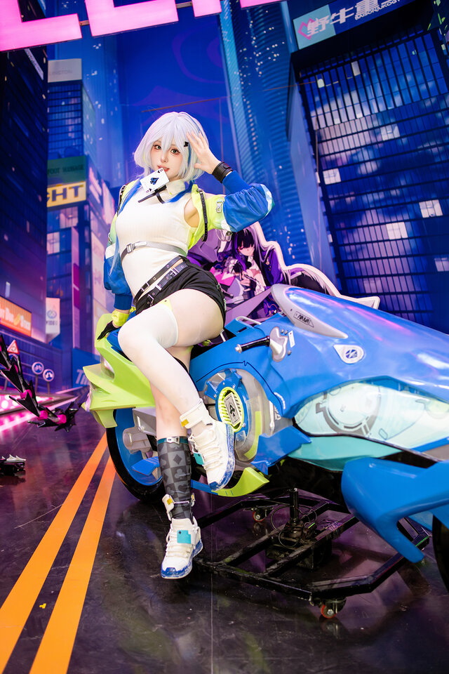 ナナ『チェイシング・カレイドライダー』／Sylwia_Yip（X：@Sylwia_Yip）