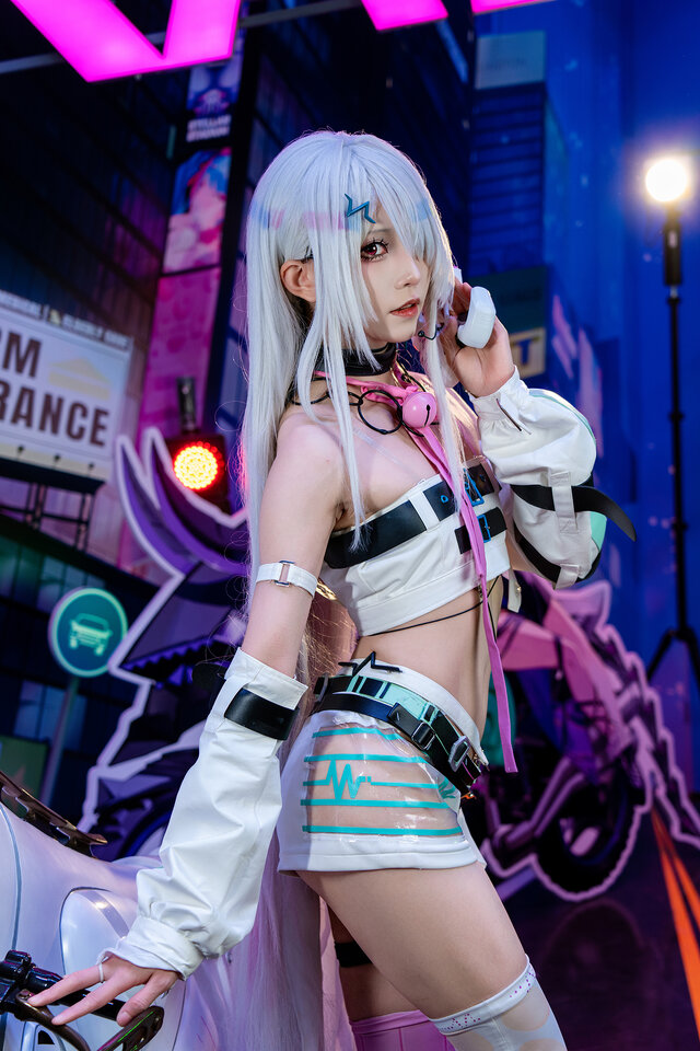 ハクレイ『チェイシング・カレイドライダー』／綺太郎（X：@kitaro_cos）