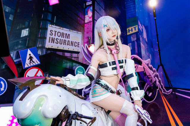 ハクレイ『チェイシング・カレイドライダー』／綺太郎（X：@kitaro_cos）