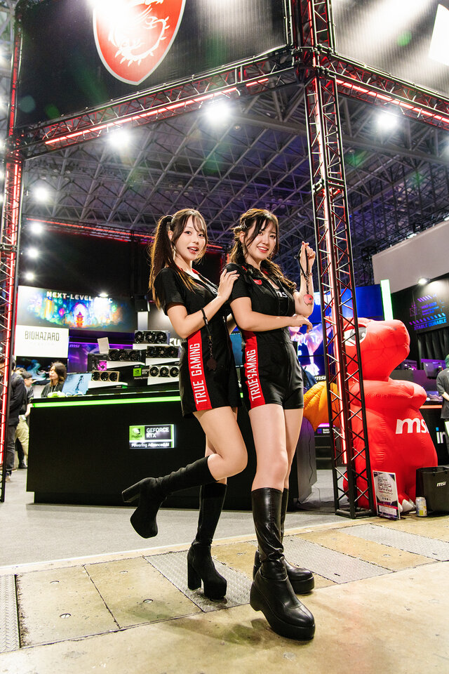 「MSI」コンパニオン