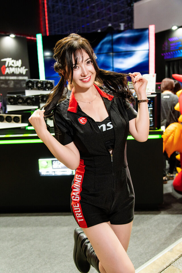 「MSI」コンパニオン