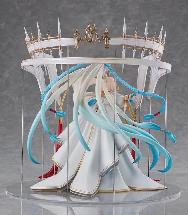 気品ある水着姿が美しい！『FGO』より「水妃モルガン」フィギュアが、豪華な円形装飾など見どころ満載