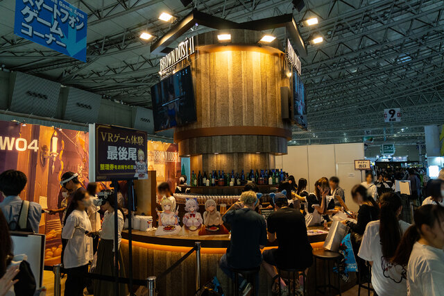 【TGS2025】カウンターで接客！？没入感あふれるエンタメが最高だった『ブラウンダスト2』×インディーゲーム「ソード・ビストロVR」レポ