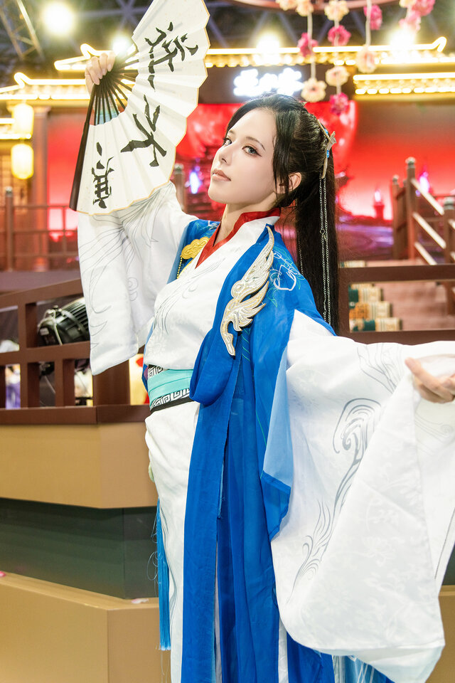 九灵／天海せな（X：@senanana_cos）