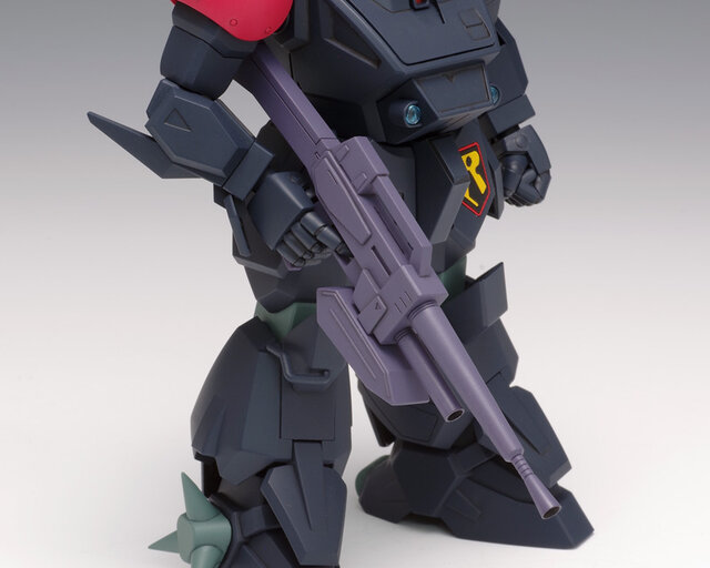 「装甲騎兵ボトムズ 」より、プラモキット「ブラッドサッカー［PS版］」が再販！コックピット内部や降着機構を再現、“蛍光成型色”ランナー付属
