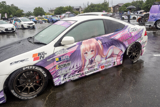 「あおぎり高校」に、Crazy Raccoon所属の人気VTuberまで！水もしたたる痛車まとめ【第九回 天下無双 東西最強痛車決戦 フォトレポ】