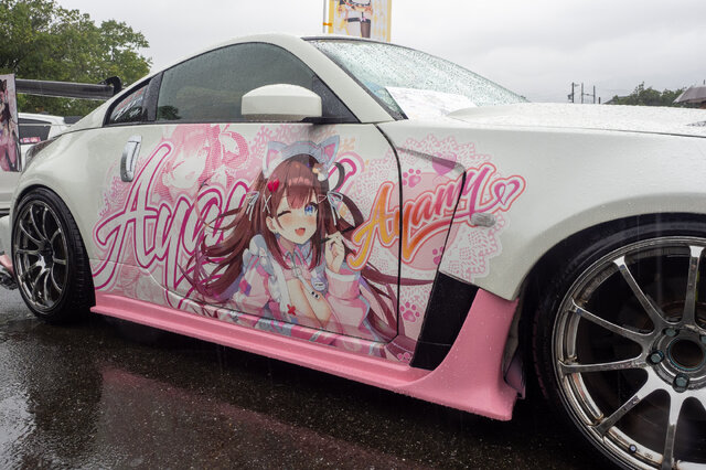 「あおぎり高校」に、Crazy Raccoon所属の人気VTuberまで！水もしたたる痛車まとめ【第九回 天下無双 東西最強痛車決戦 フォトレポ】